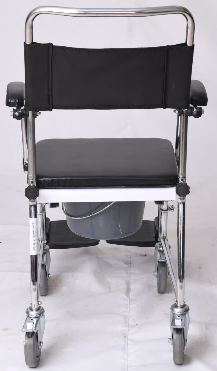 ویلچر حمام مدل 790 آبکرم چهار چرخ ترمزدار 32*125 کد 20790001