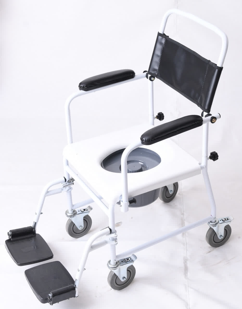 ویلچر حمام مدل 790 رنگی چهار چرخ ترمزدار 32*125 کد 20790004